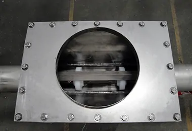 Inspection window for tube drag chain conveyor